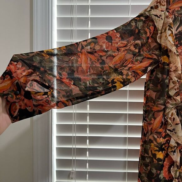 Aritzia Wilfred Bernadette Ruffle Dress Size Medium - Picture 11 of 15